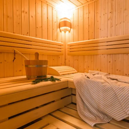 Bornhaus Fuer 7 Personen * Born